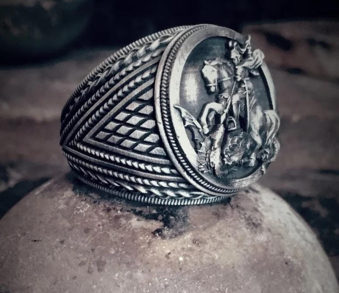 Anillo del Caballero San Jorge