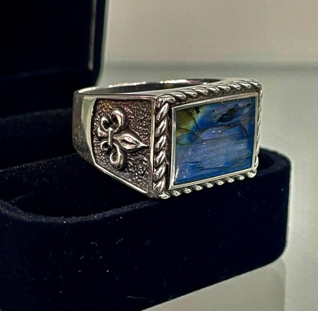 Anillo Flor de Lys Labradorita - Plata 950