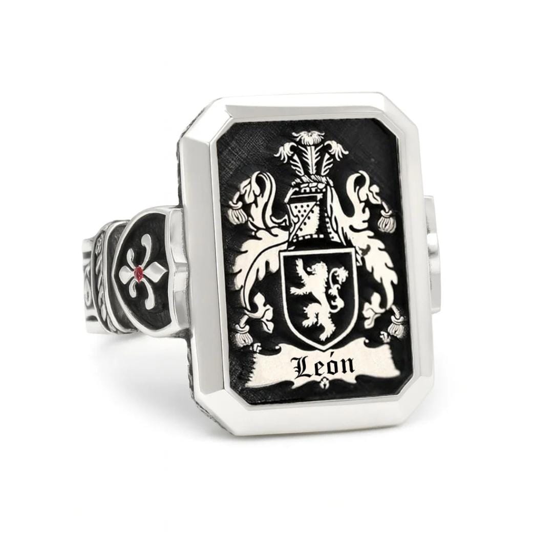 Anillo Escudo Familiar - Edición Legado