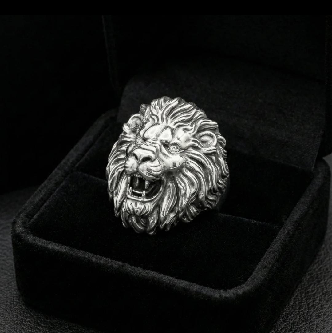 Anillo León Predator - Plata 950